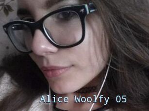 Alice_Woolfy_05