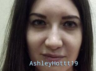 AshleyHottt19