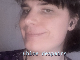 Chloe_despairs