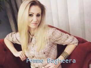 Femme_Bagheera