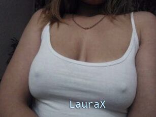 LauraX