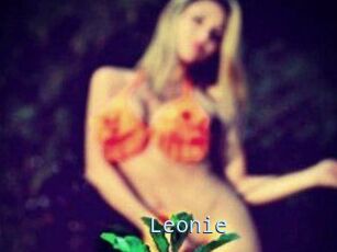 Leonie