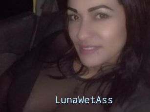 LunaWetAss