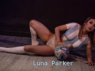 Luna_Parker