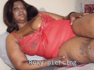 Roxy_piercing