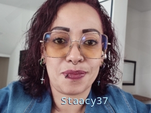 Staacy37