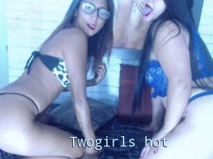 Twogirls_hot